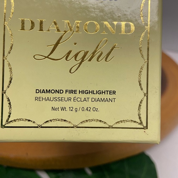 Too Faced Diamond Fire Highlighter NwT Diamond Light - Picture 6 of 10